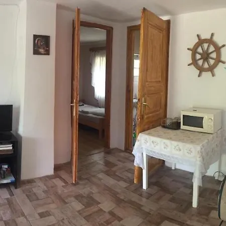 Napfeny Apartman Lägenhet Velence