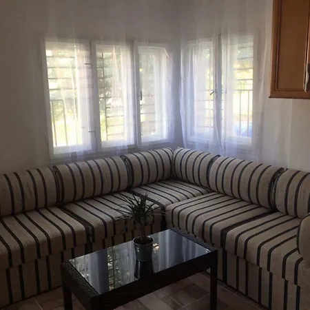 Napfeny Apartman *